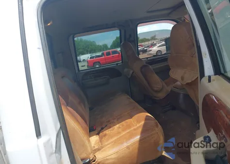 2003 Ford F-250 Lariat/Xl/Xlt из США, поврежденный, VIN 1FTNW20S93EB68261